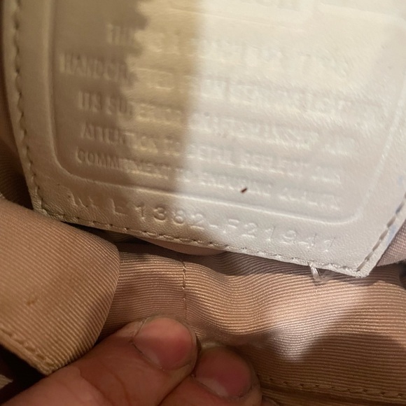 COACH Perforated Ivory Leather Shoulder Tote Bag F21941 EUC! $249 - Picture 9 of 10